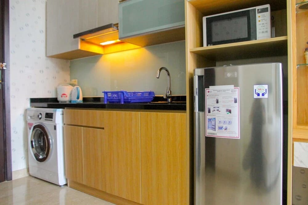 Fabulous Studio Menteng Park Apartment - photo 16