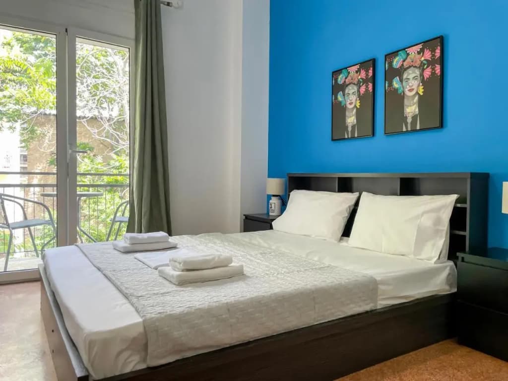 SOHO Vibrant 55sqm apt in Athens - photo 17
