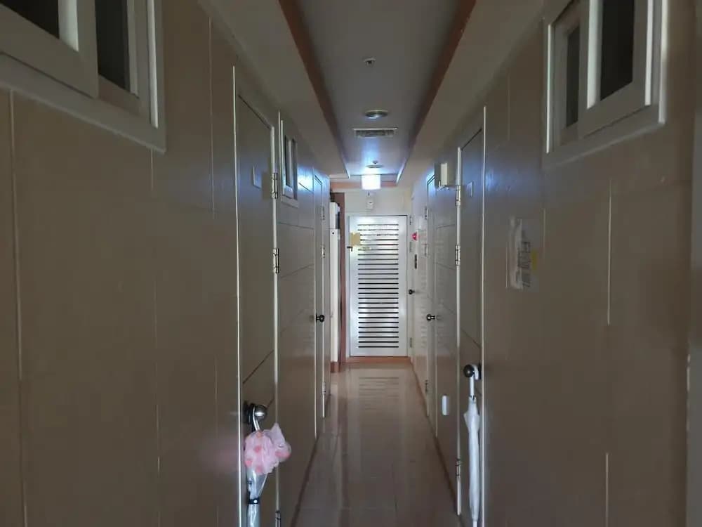 cozy livingtel(female only) - photo 7