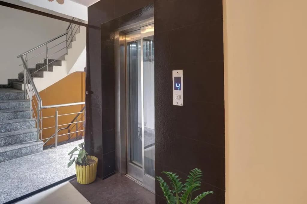 Oyo Flagship 92975 Hotel Small Town - photo 1
