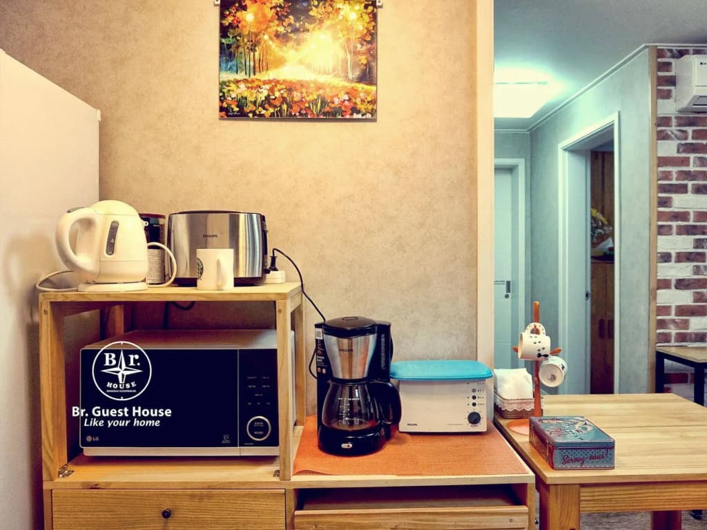 Br. Guesthouse Hongdae - photo 5