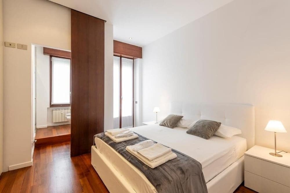 Milan Royal Suites Centro Repubblica - photo 2