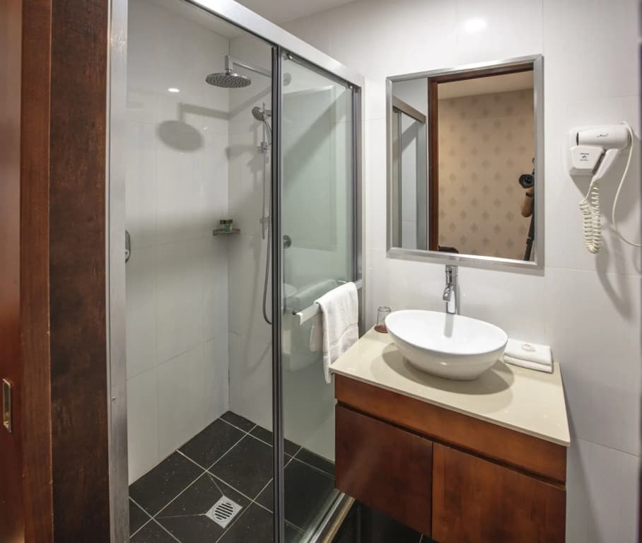 Megaboom City Hotel - photo 8