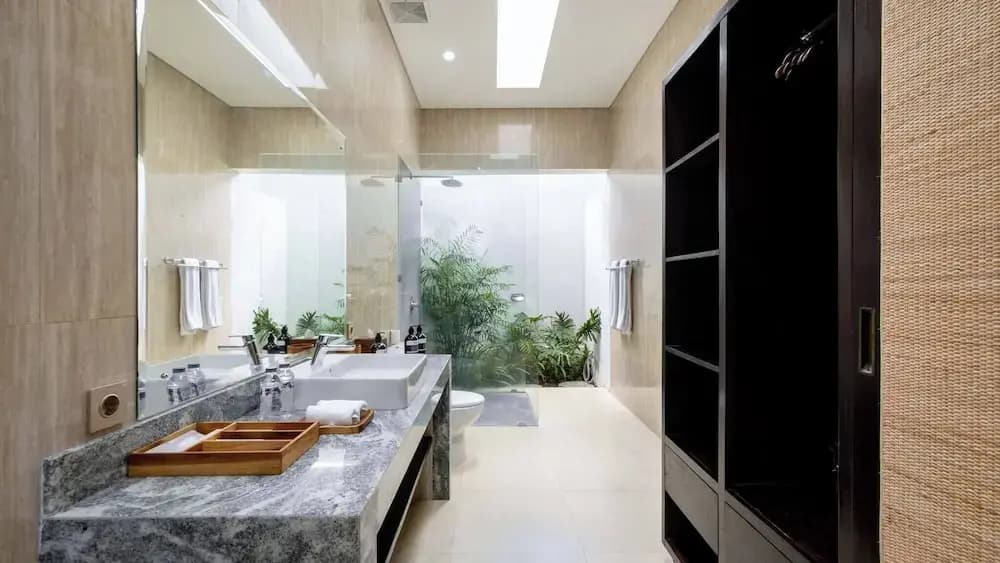 Luxurious Family 6 Br Villa in Seminyak Breakfast Include - photo 9