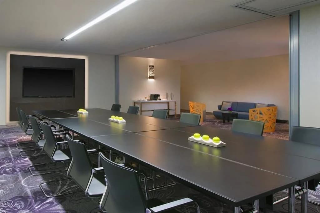 Sheraton Melbourne Hotel - photo 23