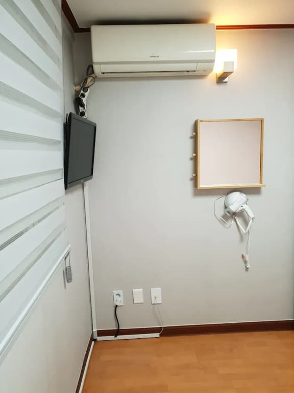 YOUNG STAY - Hostel - photo 26