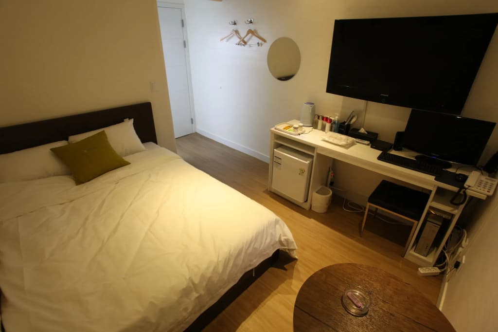 Y Hotel - photo 6