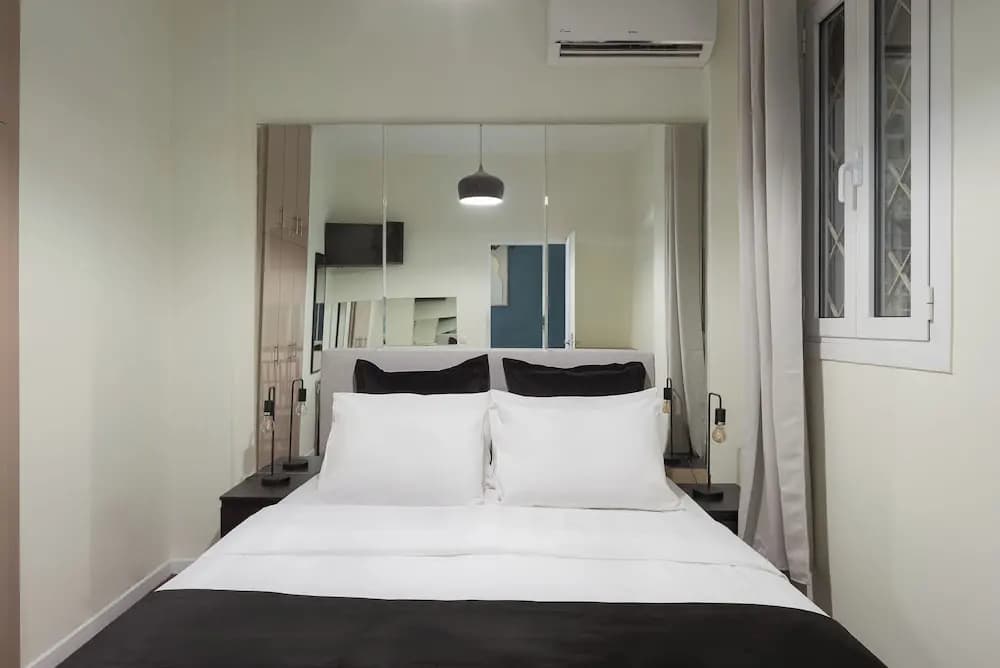Akadimias Kolonaki Comfort Apartment - photo 1