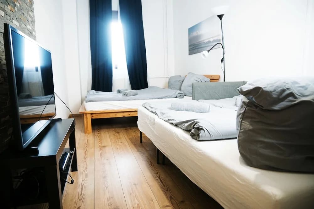 Bed'n'Work Apartment Mitte - photo 2