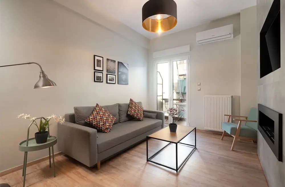 LIV - Cozy Urban Apartment in Pagrati - photo 2