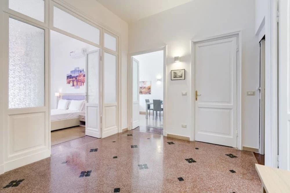 Bright and Modern 2 bed Flat in Prati - photo 5