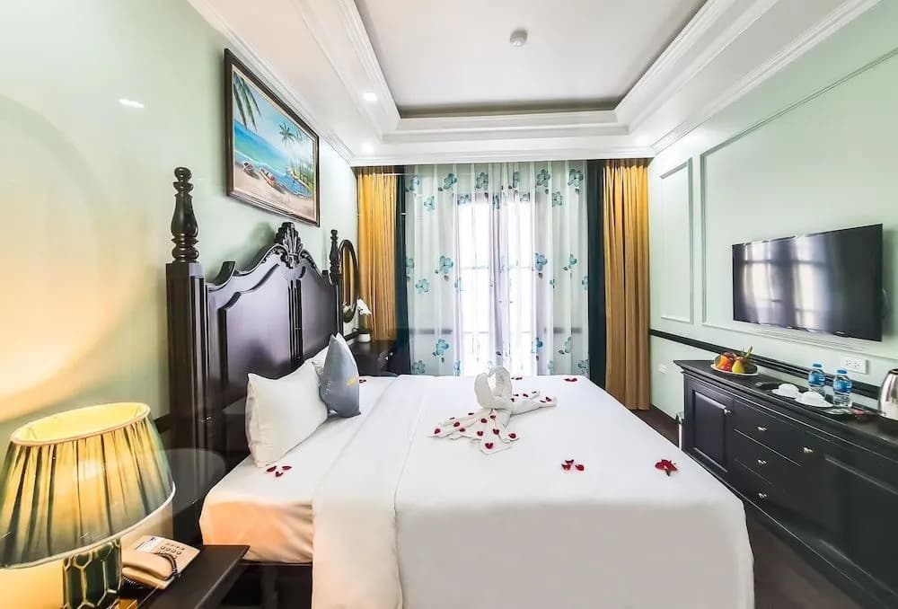 Dragon Hotel - photo 6