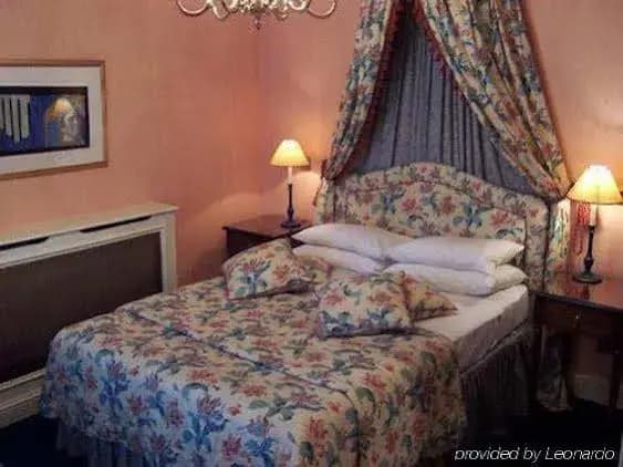 The Gallery Hotel - photo 4