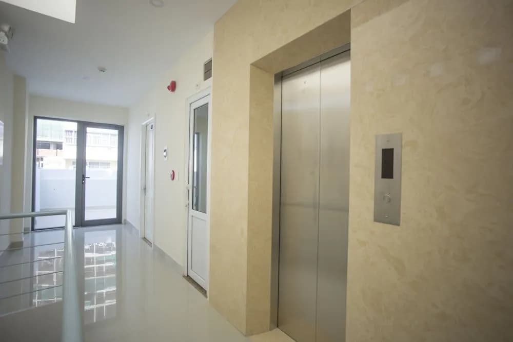 Omachi Hotel & Apartment - photo 8