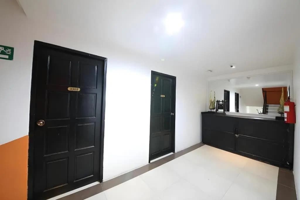 OYO 126 Patong Station House Hotel - photo 26