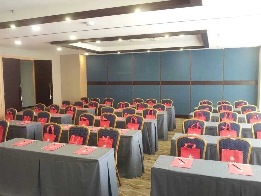 Aliya Hotel Klang - photo 22