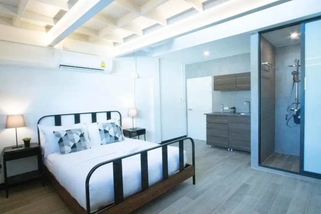 Airee Premier Residence - photo 5