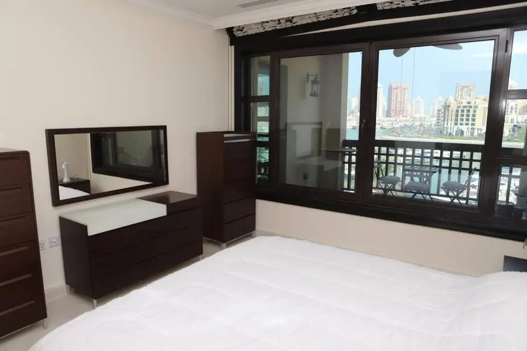 Beautiful Townhouse Marina View - main photo