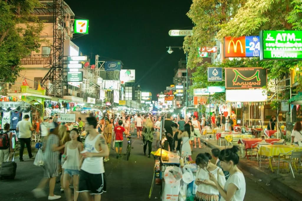 The Street Hostel Bangkok - photo 16