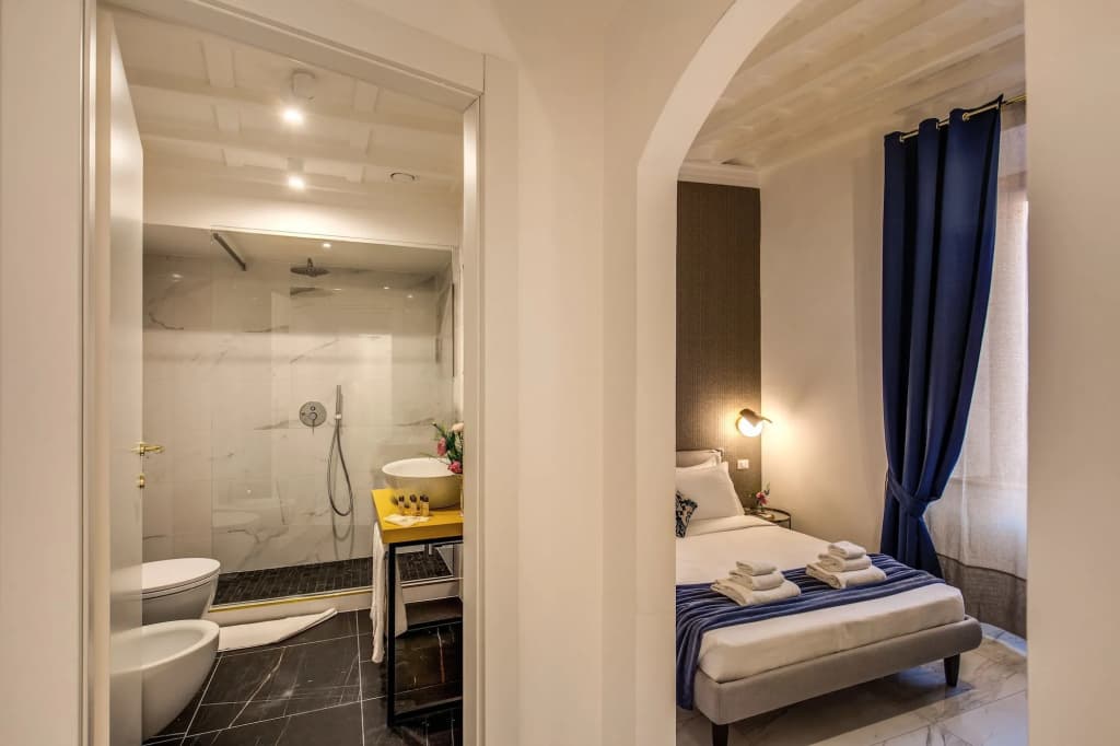 Little Queen Pantheon Residence - photo 5
