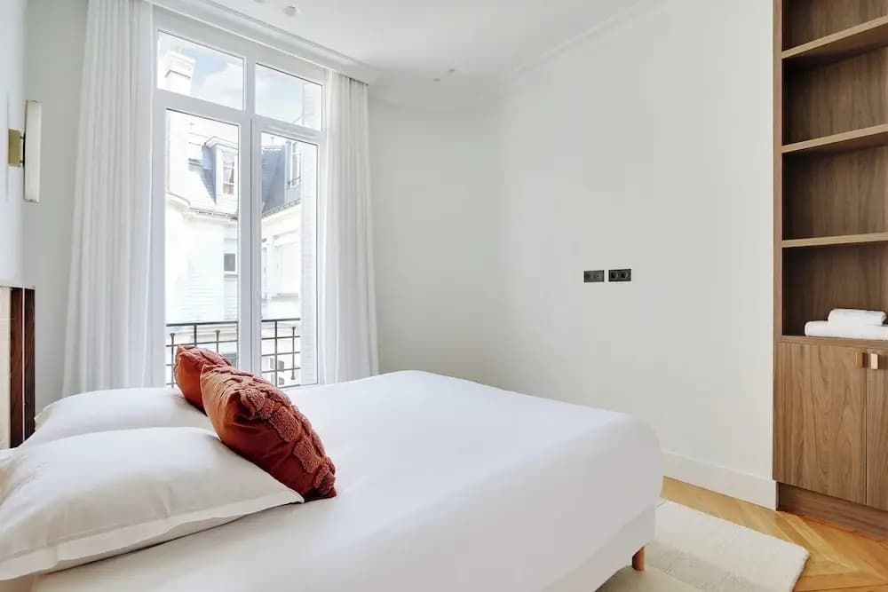 Luxury Apt With AC - 4bd/8p - Etoile/victor Hugo - photo 3