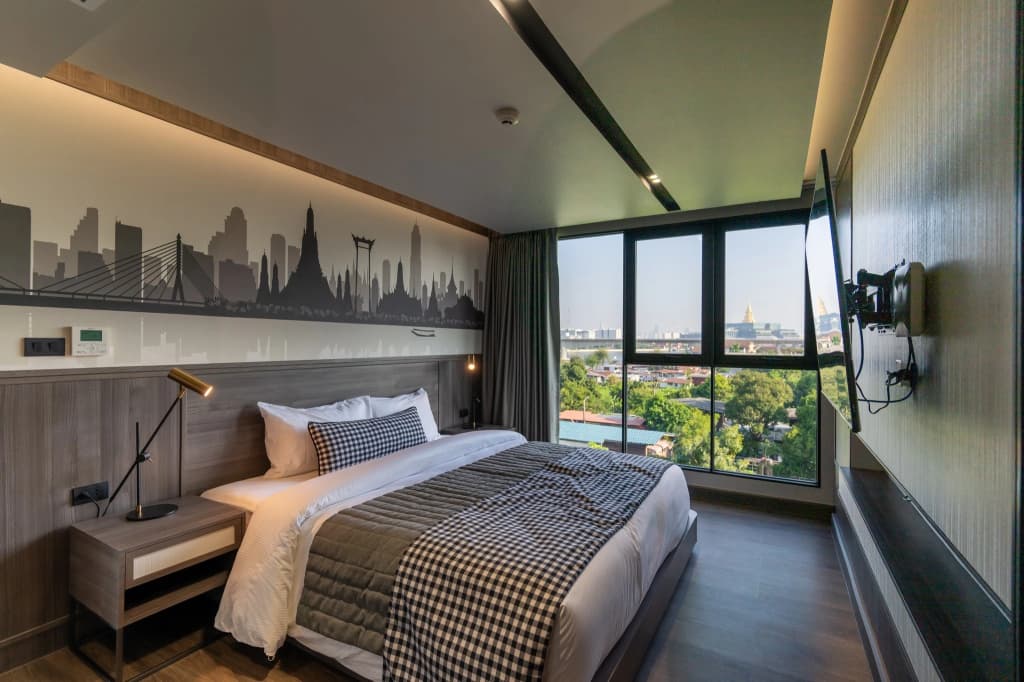 We Hotel Riverfront - photo 22