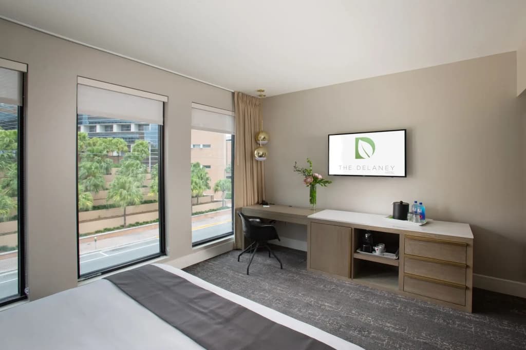 The Delaney Hotel - photo 8