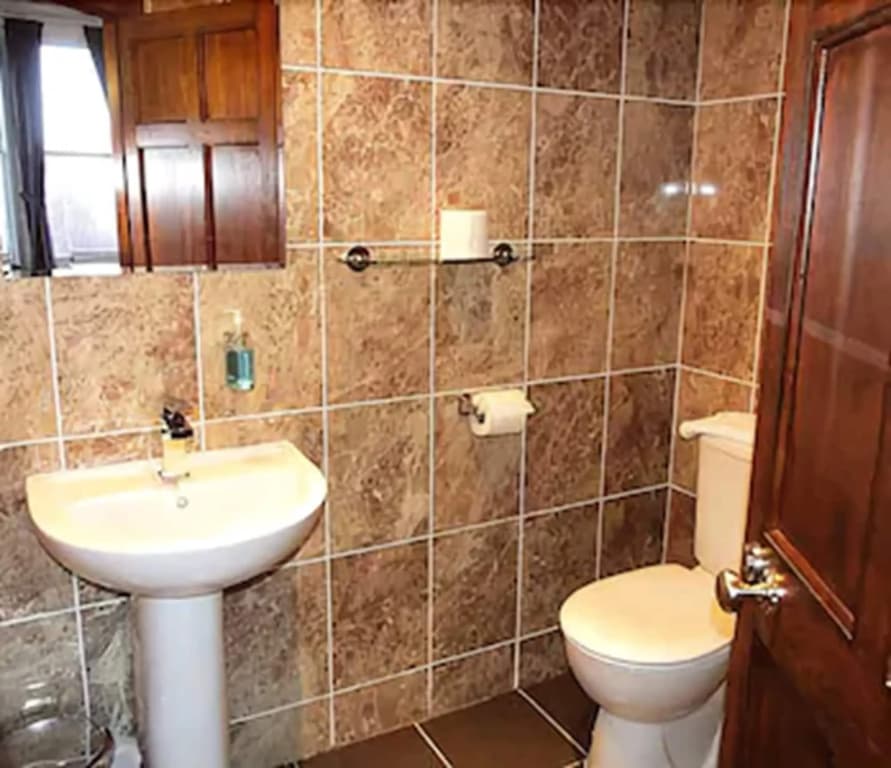 Edinburgh House Hotel - photo 7