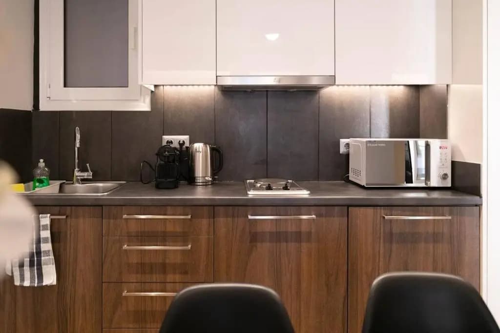 TONI'S Cute 2BD Apartment in Koukaki! - photo 9