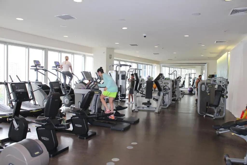 Luxury 5star Condo at 34th floor Icon Brickell 1 bed one bath - photo 17