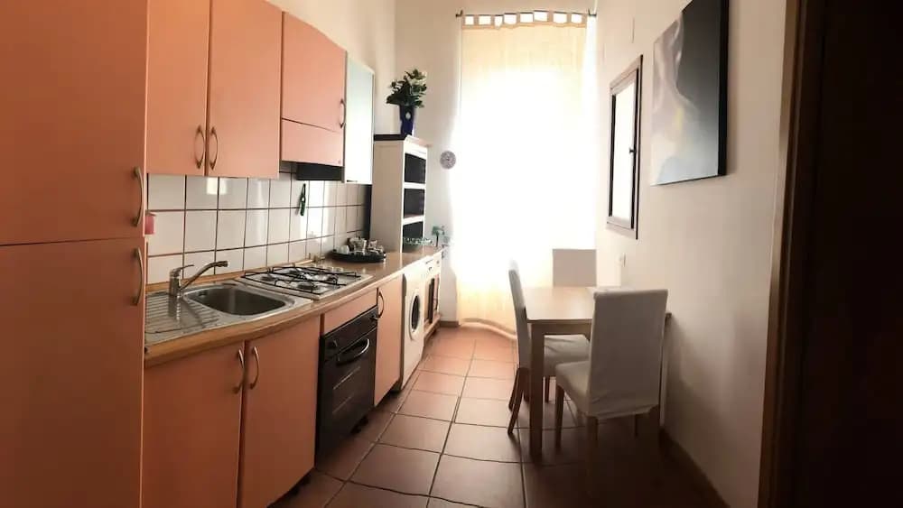 Apartment 6 - photo 12