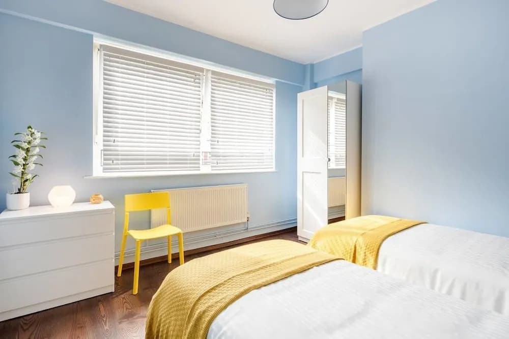 Tower Bridge Apartment - photo 4