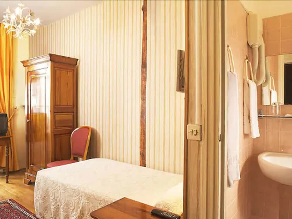 Hotel du Palais Bourbon - photo 7
