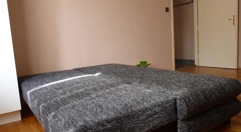 Parking Free Apartments - photo 2