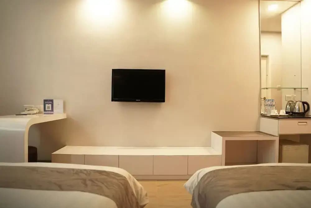 Dreamtel Jakarta - photo 7