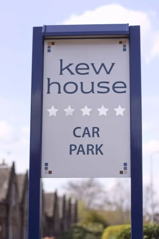 Kew House - photo 1