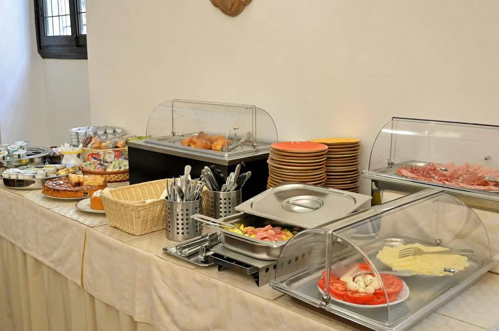 Hotel Vasari - photo 13