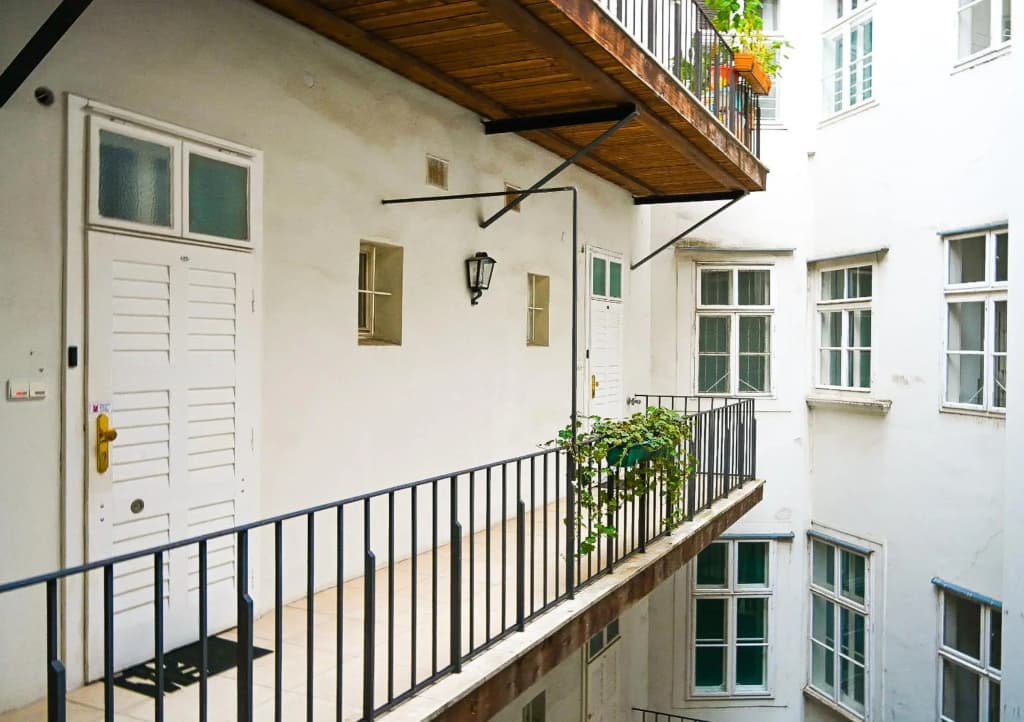 Backpacker Apartment Hofburg - photo 11