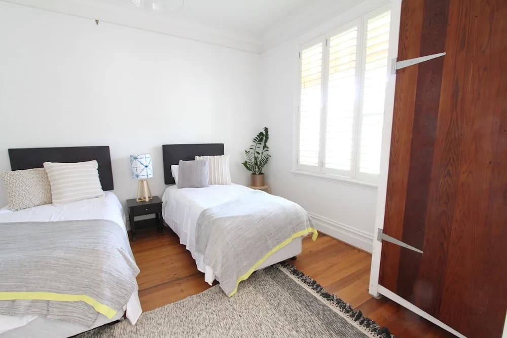 Beautiful Manly Beach House - photo 3