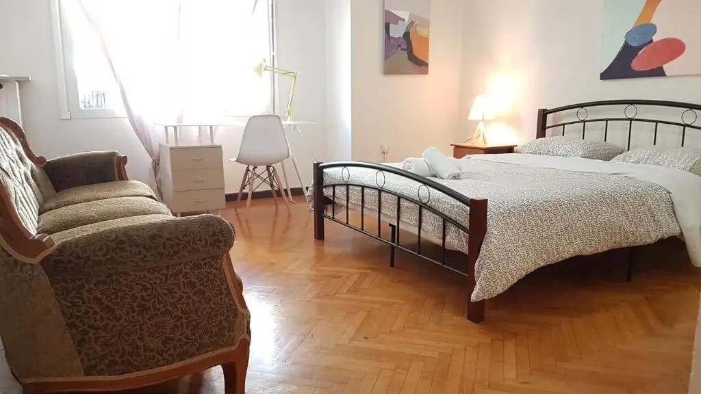 Teal Apartment - Athens Center, 4 BD, 2 BATH - photo 6