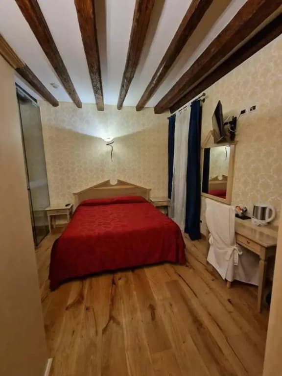 Hotel Tintoretto - photo 26