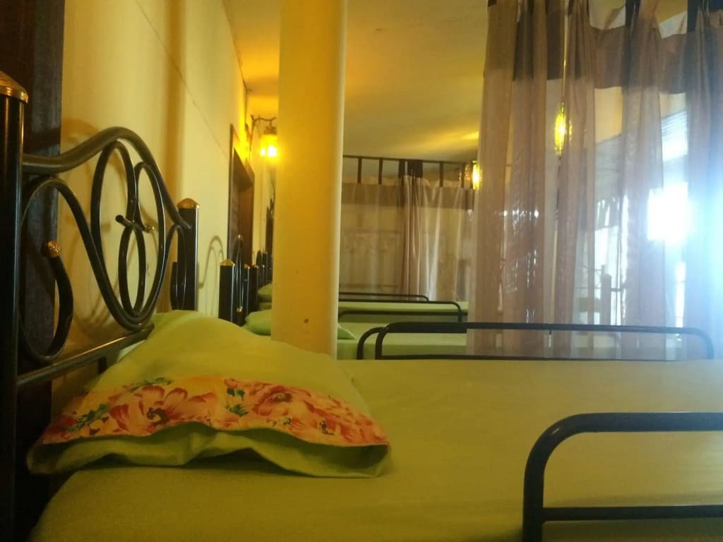 Supreeya Guesthouse - Hostel - photo 4