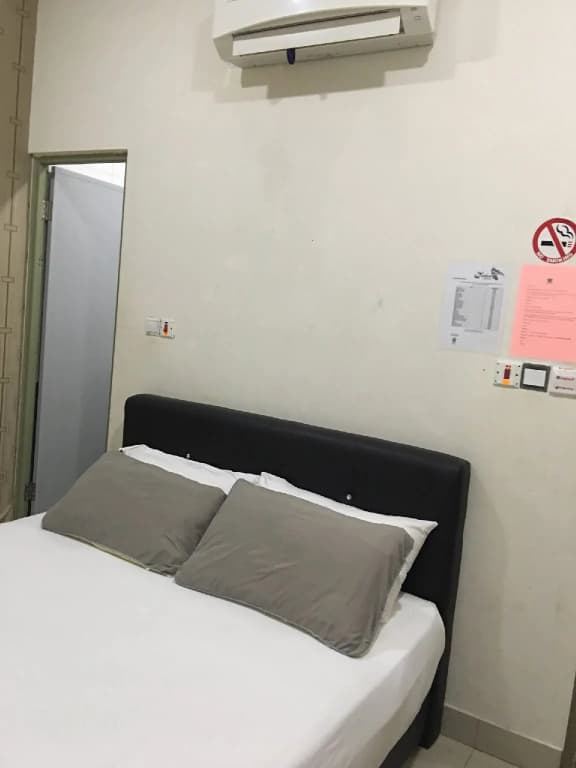 PG Inn - photo 16