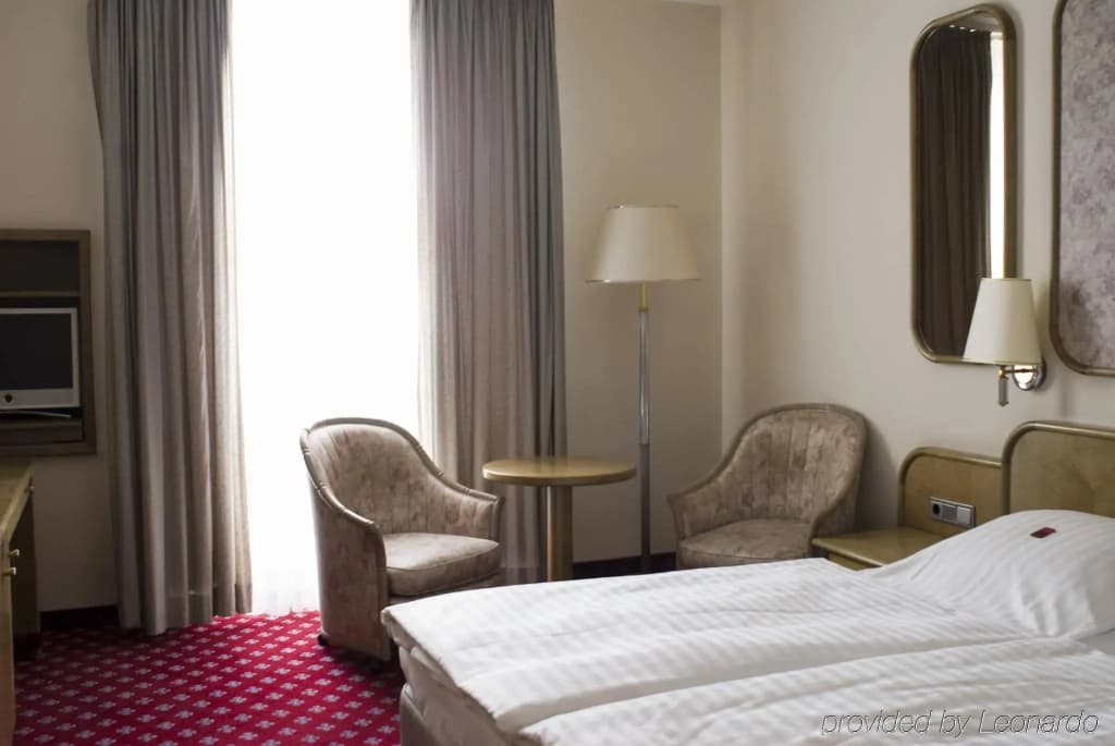 Savoy Hotel Berlin - photo 6