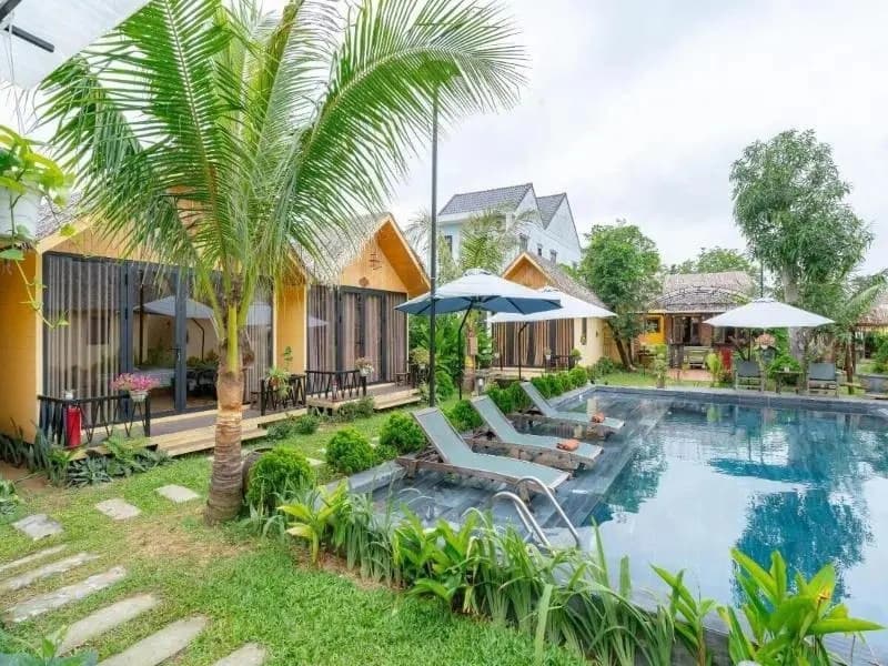 Phoenix Hotel Bungalow - photo 4