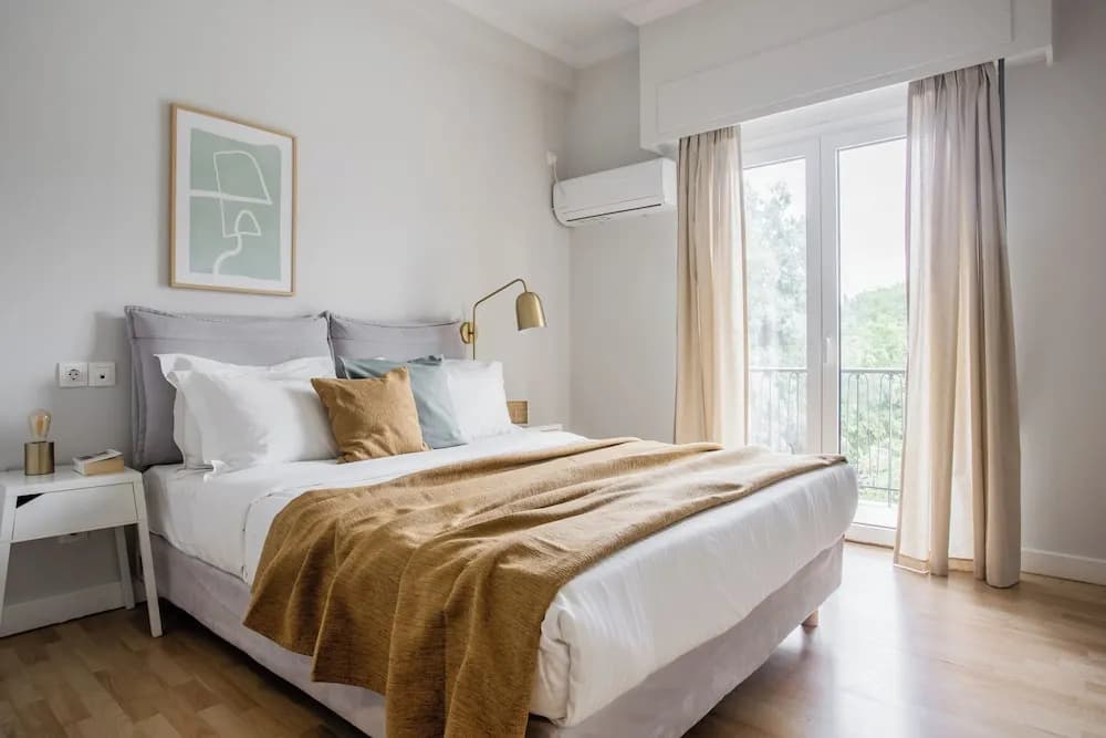 UPSTREET Zeus Temple View 2BD Apt Acropolis-Plaka - photo 5