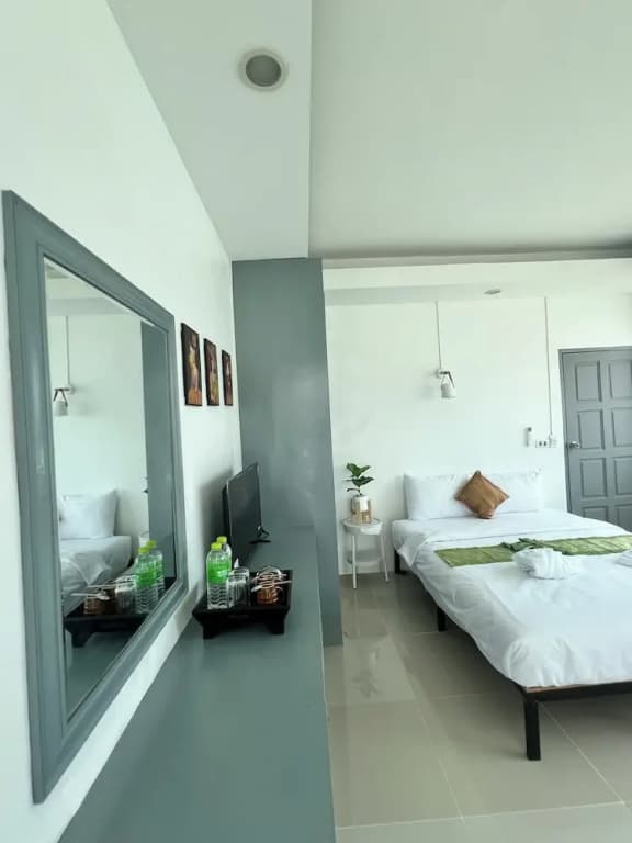 LimeTree Loft Guesthouse - photo 13