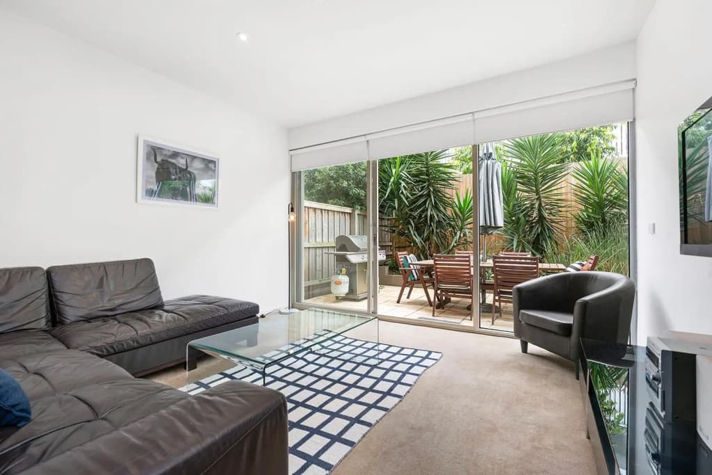 Brighton Bay Apartments - photo 6