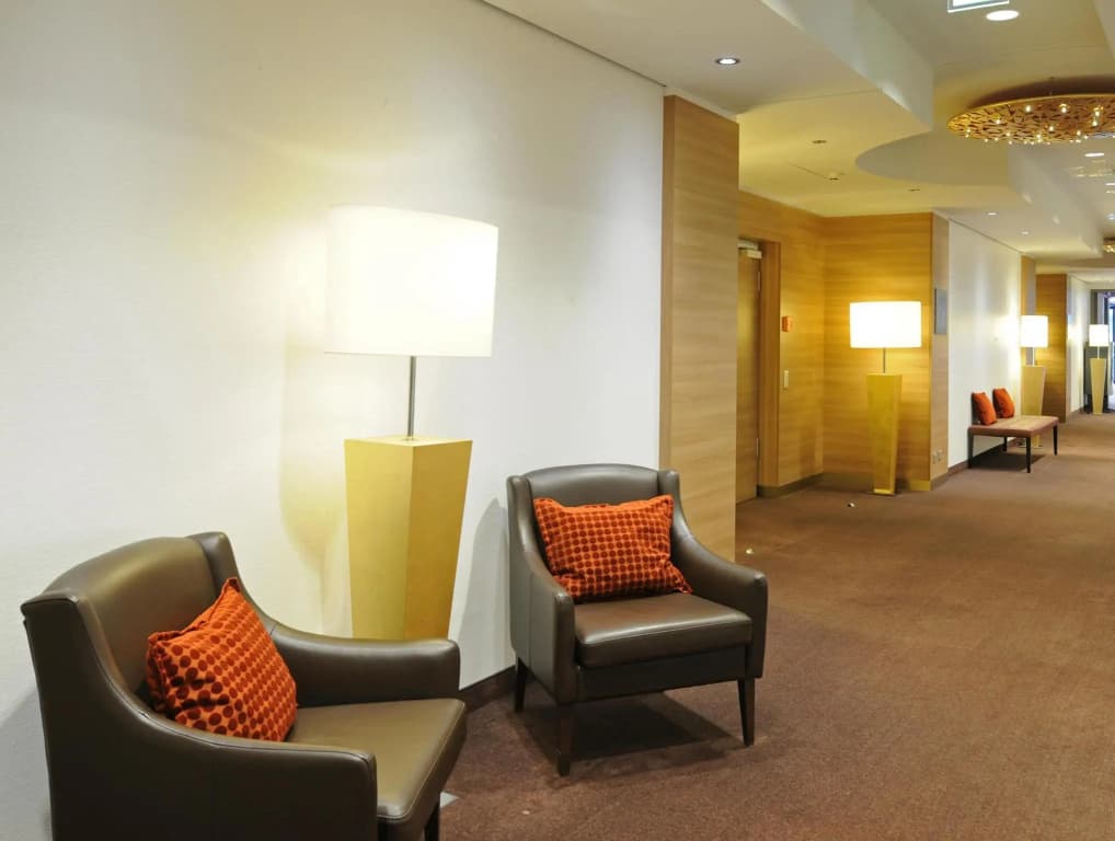 H4 Hotel Berlin Alexanderplatz - photo 11