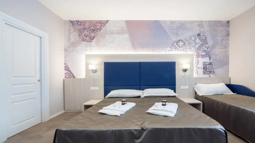 Bramble Luxury Suites - photo 7